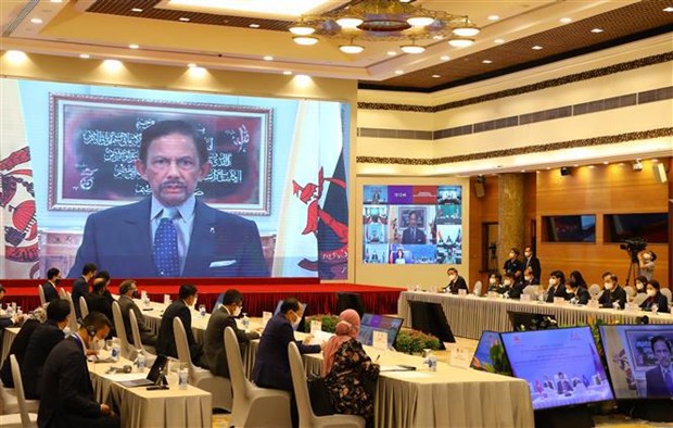 Bruneian Sultan Haji Hassanal Bolkiah addresses the AIPA-42 opening ceremony via videoconference on August 23 morning (Photo: VNA)