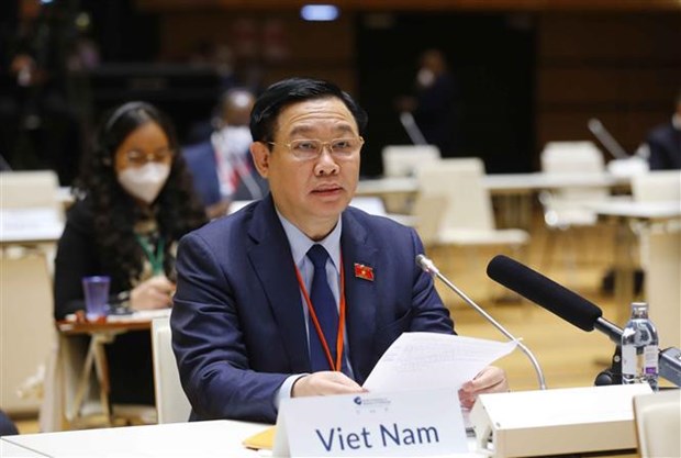 Chairman of the National Assembly Vuong Dinh Hue on September 7 delivers remarks at several panel discussions on responding to the COVID-19 and climate change at the Fifth World Conference of Speakers of Parliament (WCSP5). (Photo: VNA)