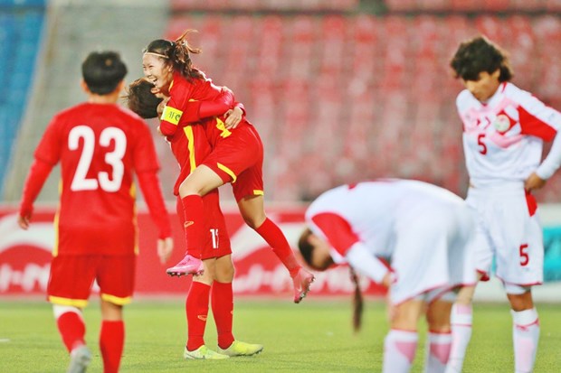 In the second half, Vietnam continues dominating ball possession, scoring five more goals to seal a convincing 7 – 0 victory, topping the Group B. (Photo: VFF)