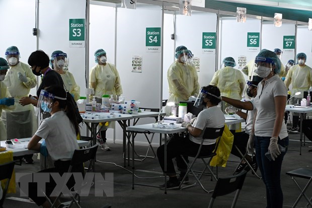 A COVID-19 testing site in Singapore. (Photo: AFP/VNA)