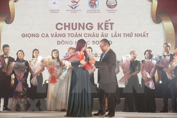 The special prize came to Thai Xuan Dung, an overseas Vietnamese in the Czech Republic. (Photo: VNA)