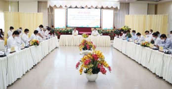 Long An People's Committee meets, dialogues to solve enterprises’ difficulties and obstacles