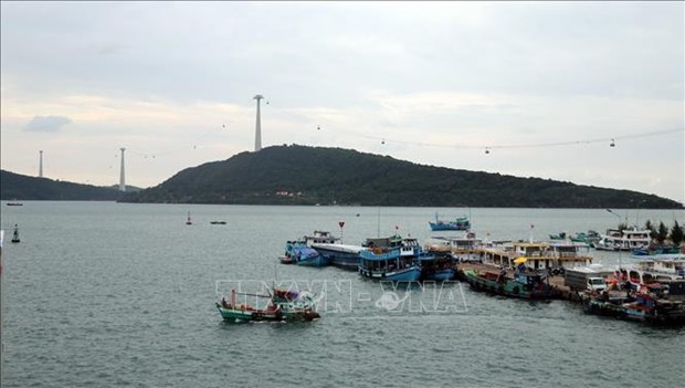 An Thoi - Hom Thom cable line serving tourists to Phu Quoc island. Illustrative image (Photo: VNA)