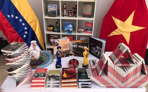 Vietnam is attending the 17th Venezuela International Book Fair (FILVEN 2021) as a guest country of honour. (Photo: baoquocte.vn)