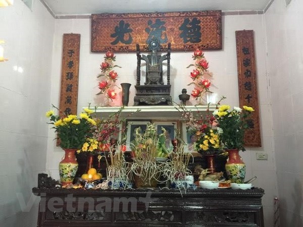 An ancestor alter inside a Vietnamese house. (Photo: VNA)