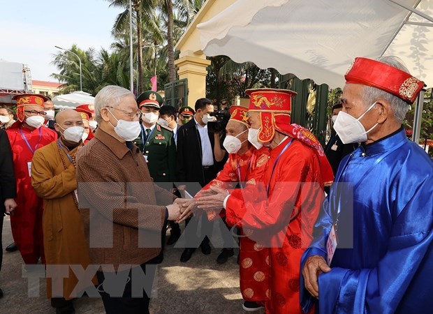 General Secretary of the Party Central Committee Nguyen Phu Trong joins the National Great Unity Festival at Village 5 of Yen So commune in Hanoi's outlying district of Hoai Duc (Photo: VNA)