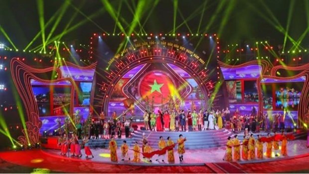 An art performance at the opening ceremony of the 'National Great Unity - Vietnam Cultural Heritage' Week 2021. (Photo: VNA)