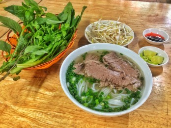 Tô phở mẹ làm luôn ngon và chuẩn nhất