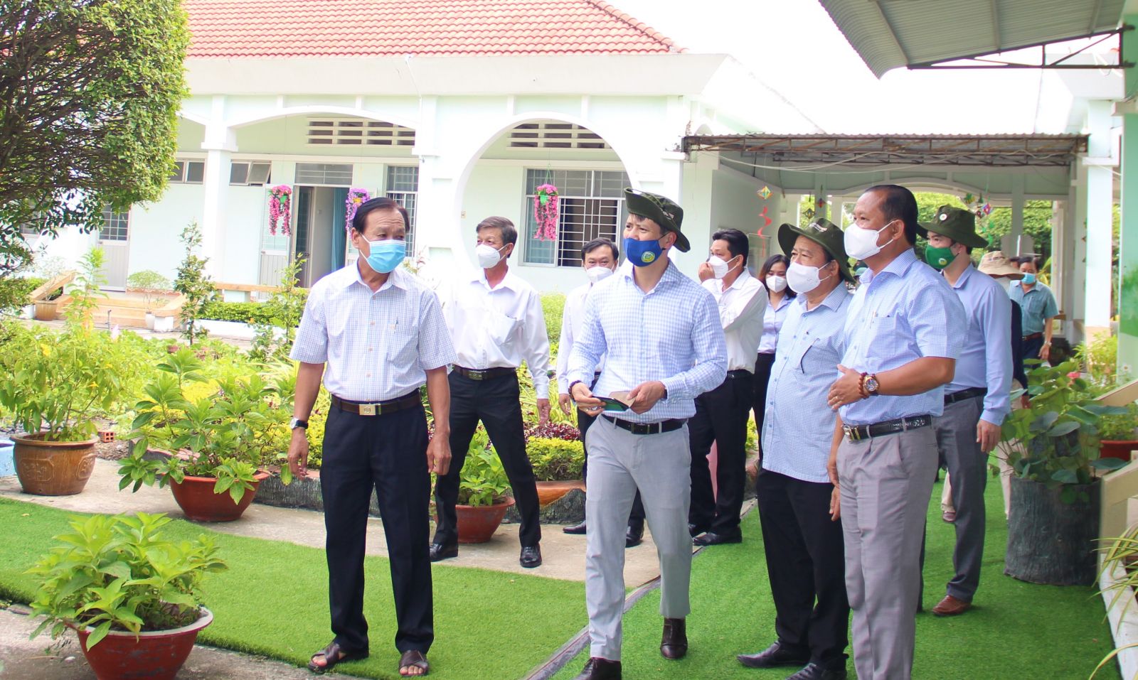 Practical inspection team at kindergarten Tan Phuoc Tay commune, Tan Tru district