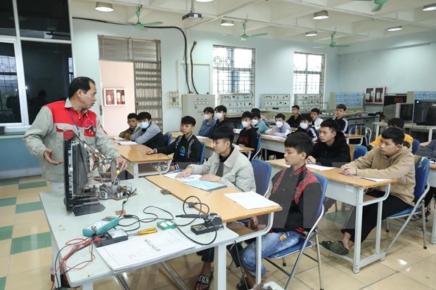 IT application has been stepped up in vocational training activities. (Photo: diendandoanhnghiep.vn)