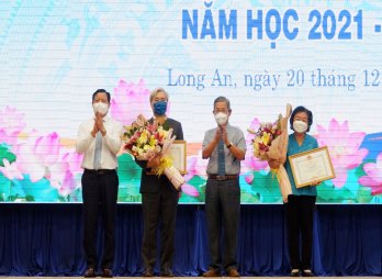 Long An: 329 suất học bổng Vừ A Dính gửi đến học sinh nghèo hiếu học