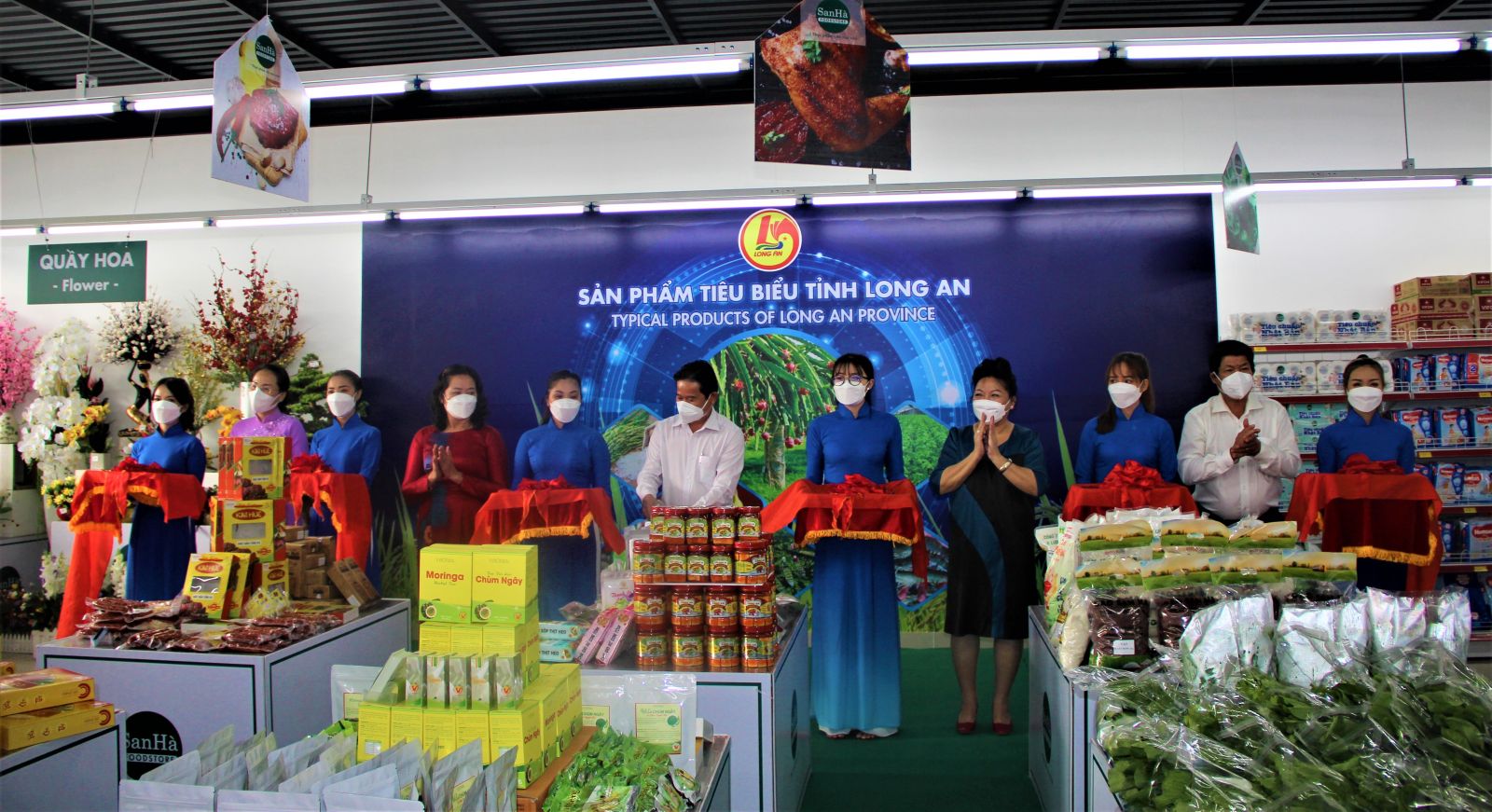 The display site is opened for typical products of Long An province