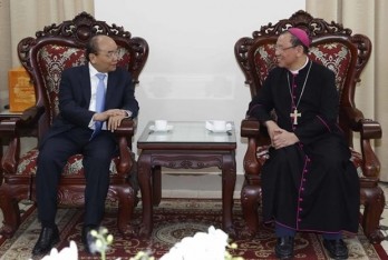 President congratulates Hanoi Archdiocese ahead of Christmas