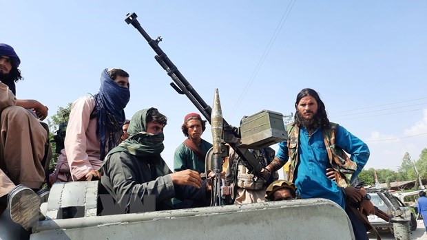 Taliban force in Mehtarlam, Laghman, Afghanistan (Photo: Xinhua/VNA)