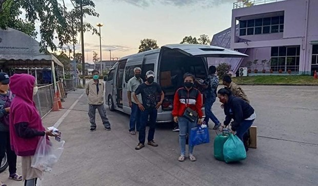 Cambodian border province authorities are looking at the possibility of implementing strict measures for crossing migrant workers. (Photo: Khmer Times)