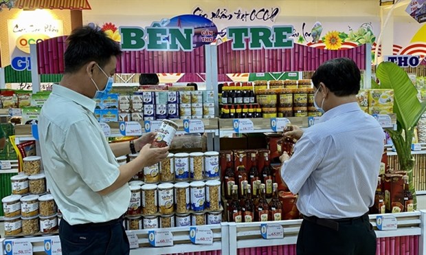 Ben Tre Province’s OCOP products are displayed in a booth in Tu Sơn Supermarket in An Giang Province’s Chau Doc City. (Photo: VNA/VNS)