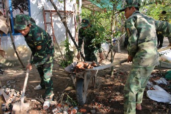 Gắn kết tình quân - dân