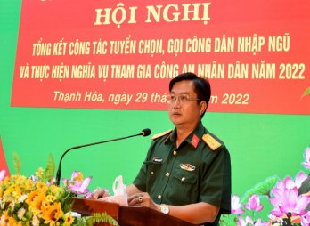 Khen thưởng nhiều tập thể, cá nhân có thành tích xuất sắc trong công tác tuyển chọn và gọi công dân nhập ngũ năm 2022