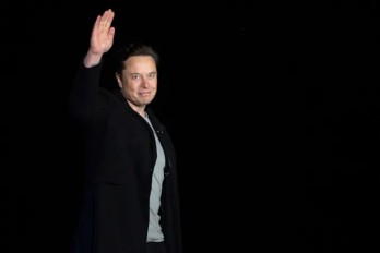 Tỉ phú Elon Musk chi gần 3 tỉ USD mua cổ phần Twitter