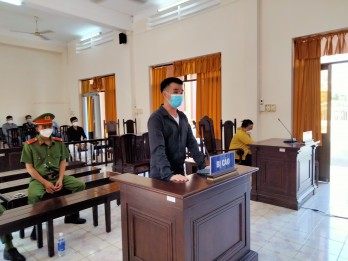 Kiên Giang: Đâm chết người lạ tại quán nhậu, lãnh án 16 năm tù