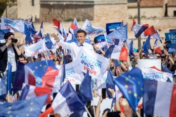 Bầu cử Pháp: Ông Macron công kích bà Marine Le Pen trên mặt trận môi trường