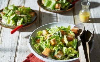 Salad Caesar - món ngon tới cọng rau cuối cùng cho buổi sáng 'healthy'