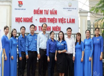 Ra mắt điểm tư vấn học nghề, giới thiệu việc làm cho thanh niên