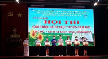 Đức Hòa trao giải thưởng Hội thi giới thiệu sách trực tuyến năm 2022