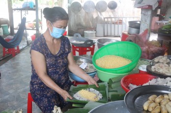 Lưu giữ hương vị bánh tét Long An