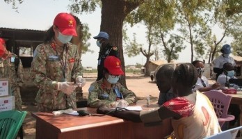 Vietnamese doctors in South Sudan help level-1 field hospitals respond to monkeypox