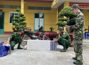 Đồn Biên phòng Sông Trăng liên tiếp bắt vận chuyển thuốc lá ngoại nhập lậu