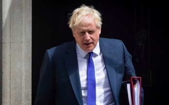 Thủ tướng Anh Boris Johnson chấp nhận từ chức