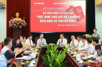 Ra mắt bộ sách điện tử 'Việt Nam thời đại Hồ Chí Minh - Biên niên sử truyền hình'