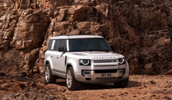 Land Rover Defender bản lớn nhất giá từ gần 6 tỉ đồng tại Việt Nam