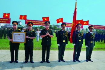 Phát huy truyền thống, xây dựng lực lượng vũ trang tỉnh tinh, gọn, mạnh, tiến lên hiện đại