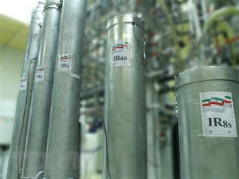 Iran cảnh báo có thể tăng cường làm giàu uranium tới 93%