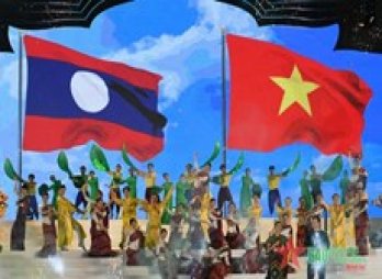 Vietnam-Laos border exchange festival wraps up