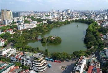 Hanoi makes most of advantages to grow further