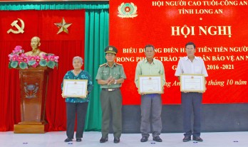 Người cao tuổi tích cực tham gia phong trào Toàn dân bảo vệ an ninh Tổ quốc