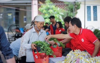 Phát động 'Tết Nhân ái' hỗ trợ cho 1 triệu người nghèo trên cả nước