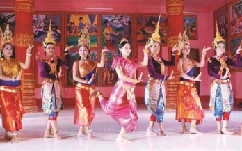 Hau Giang preserves folk singing of Khmer people