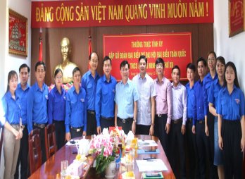 Long An Standing Party Committee met delegation attending 12th National Youth Union Congress