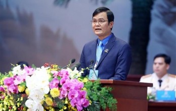 Bui Quang Huy re-elected First Secretary of HCYU Central Committee