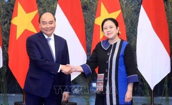 President meets Indonesian leaders in Jakarta