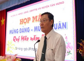 Tân Hưng họp mặt mừng Đảng, mừng Xuân Quý Mão năm 2023