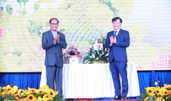 Cambodian delegation visits and gives Long An Lunar New Year greetings