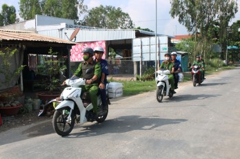 Vui xuân không quên nhiệm vụ