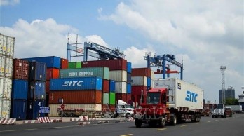 Vietnam posts trade surplus of 3.6 billion USD in January