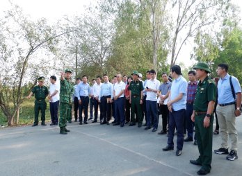 Đoàn giám sát của Ủy ban Đối ngoại Quốc hội giám sát thực tế tình hình biên giới trên địa bàn tỉnh Long An