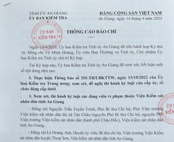 Dùng bằng 'rởm' để được kết nạp vào Đảng, Phó Chủ tịch huyện vi phạm nghiêm trọng